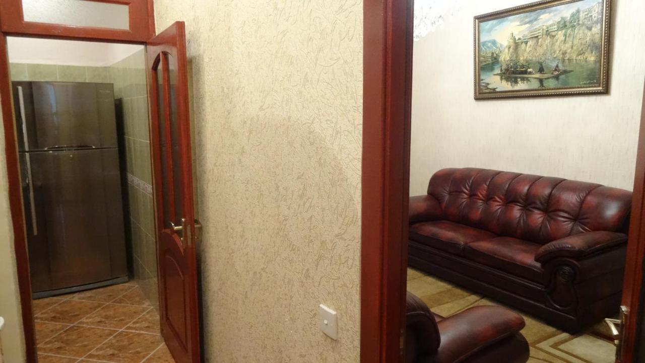 Apartment Vake-Saburtalo Tbilisi Eksteriør billede